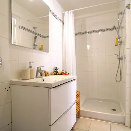 Le Jean #central #air Conditioning #cosy *